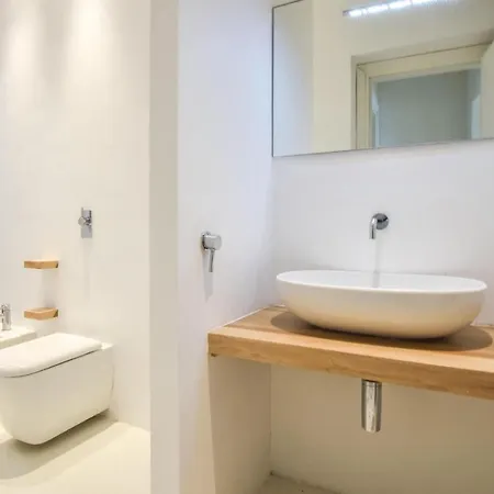 Gorgeous In With Wifi بيت للعطل *