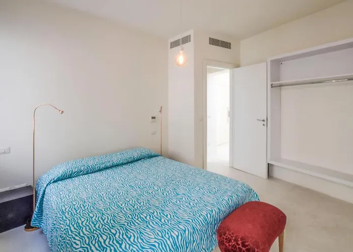 Gorgeous In With Wifi